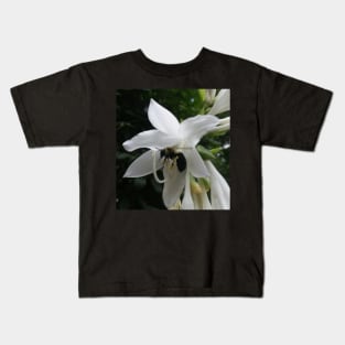 Bee in a Flower Photographic Design - Garden lover gift Kids T-Shirt